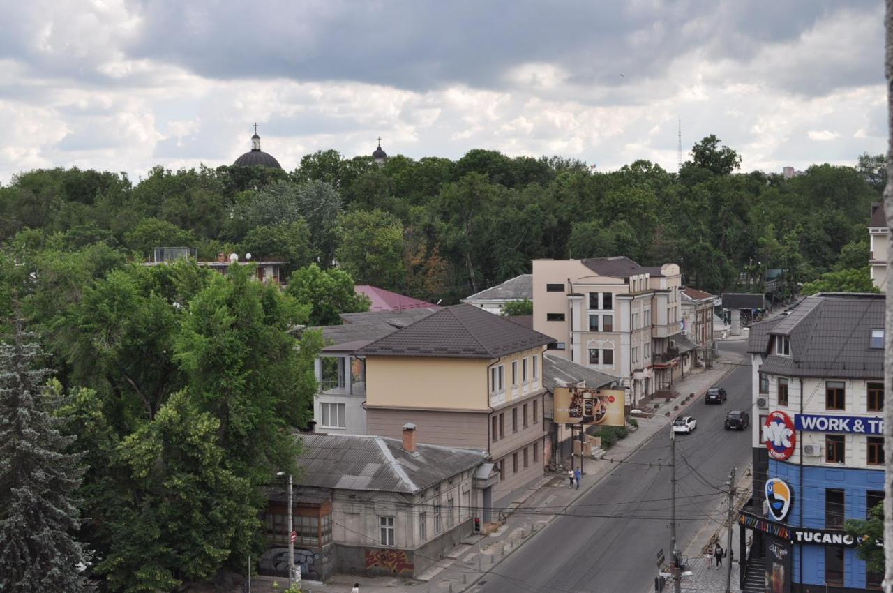 House Radu & Nata Of Westeros Apartman Kisinyov Kültér fotó